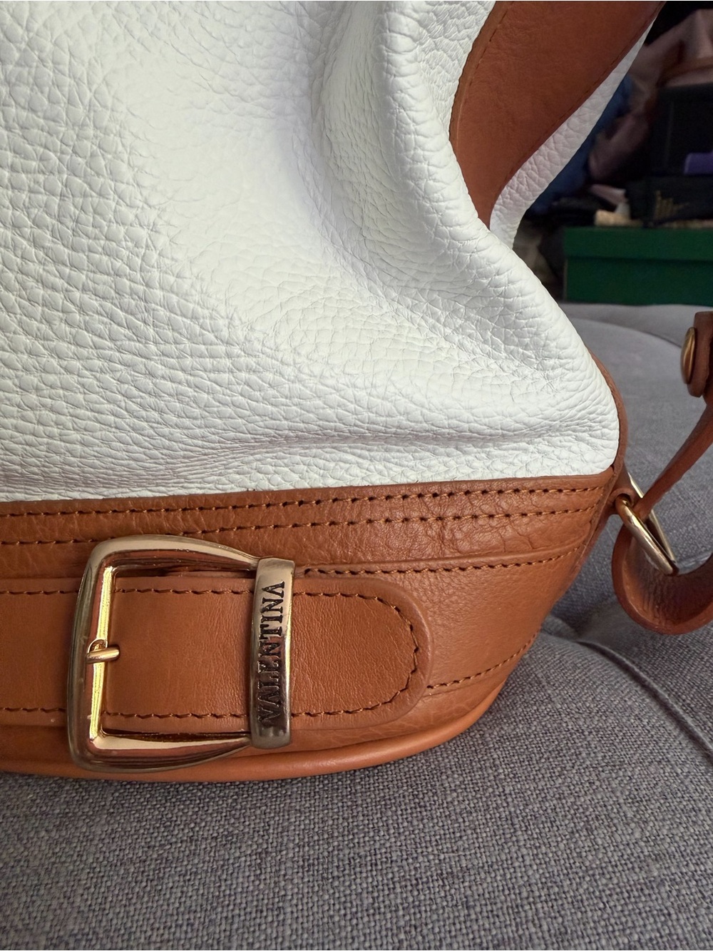 Valentina White and Camel Pebbled Leather Italy Bag NWOT - Picture 4 of 12